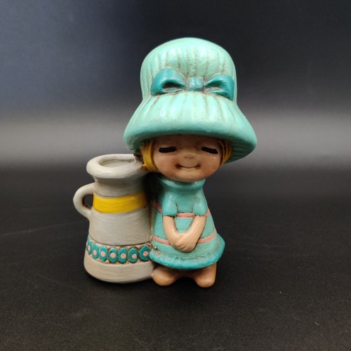 Adorable vintage ceramic - adorable, girl